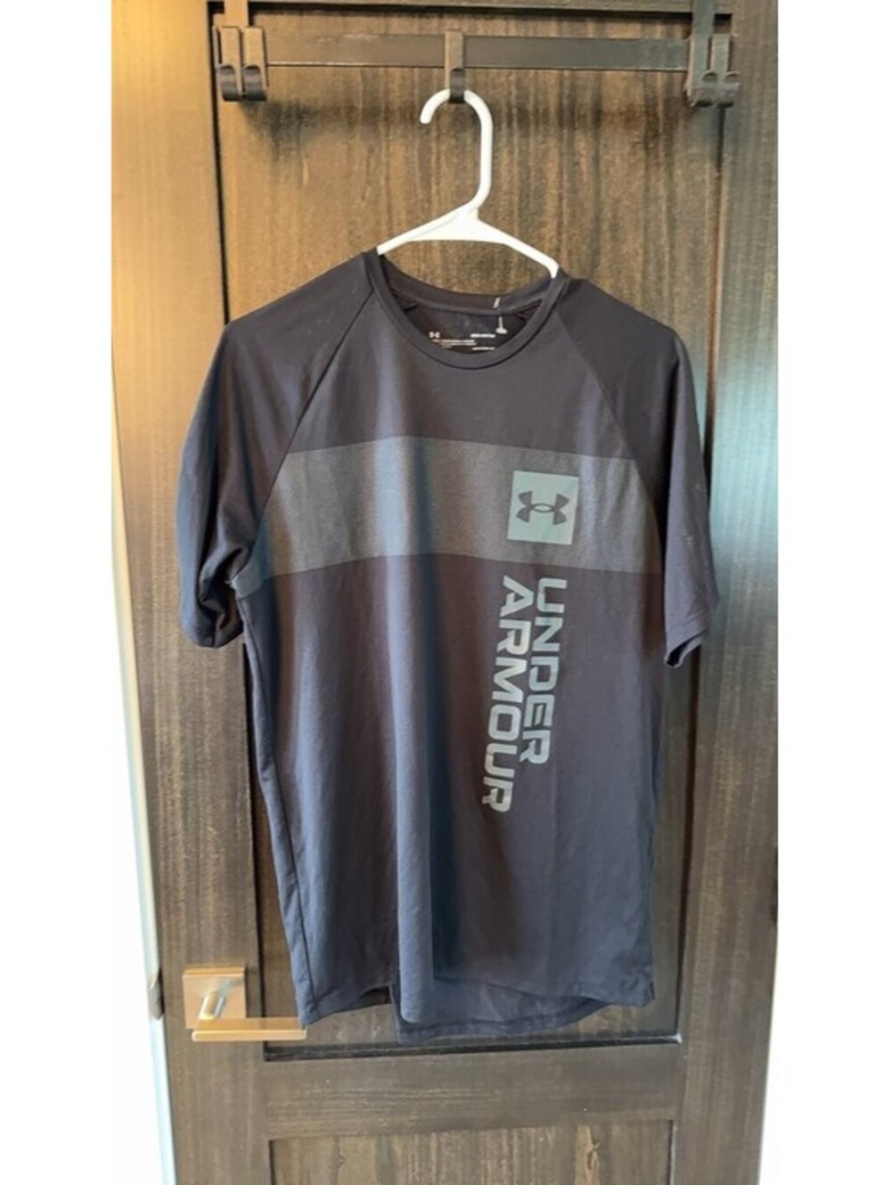 Under Armour Men's Black Graphic T-Shirt Medium 0242